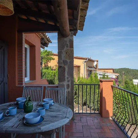 Picasso Mountain View Villa