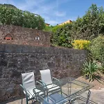 ヴィラ Picasso Mountain View