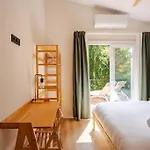 Picasso Mountain View * ベグール