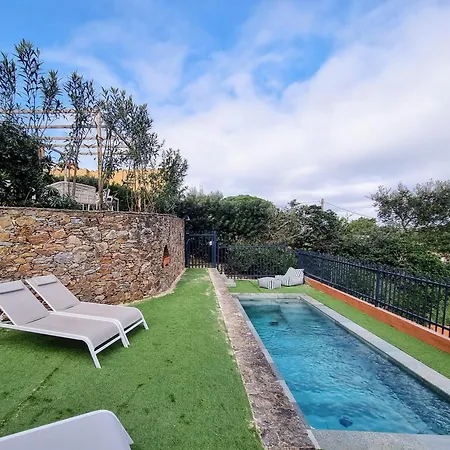 Picasso Mountain View فيلة