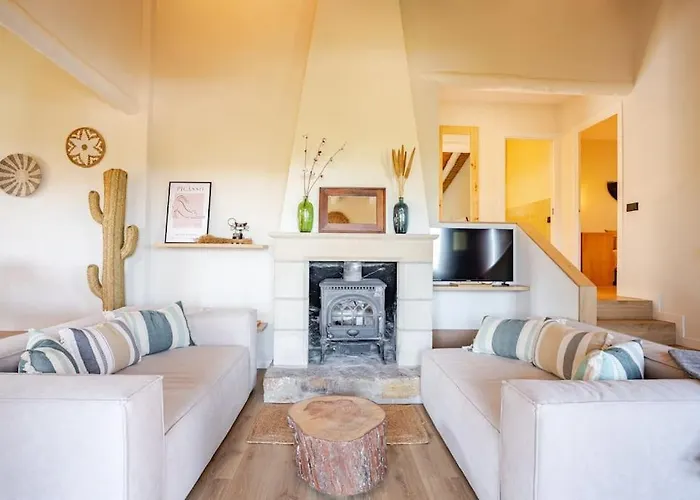 Picasso Mountain View Villa *